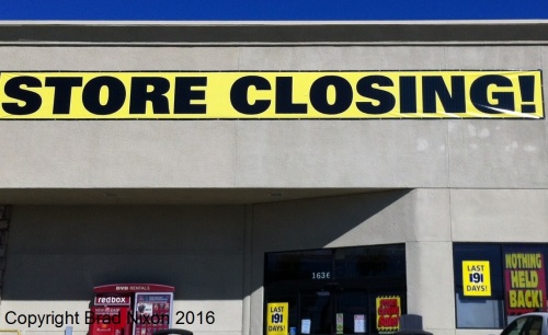store closing Brad Nixon